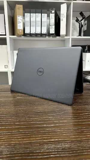 Laptop Dell Vostro 3500 16GB Intel Core I7 SSD 512GB