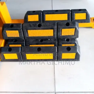Parking Stoppers/Rubber Wheel Stoppers