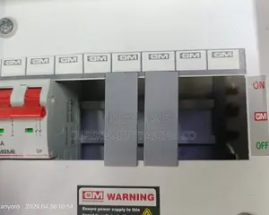 GM Consumer Unit 8way