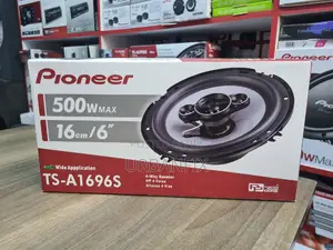 Pioneer 500 Watts 6 Inch Round Speakers
