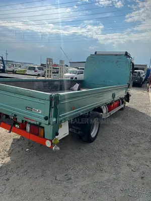 Isuzu Elf 2017 4tonnes