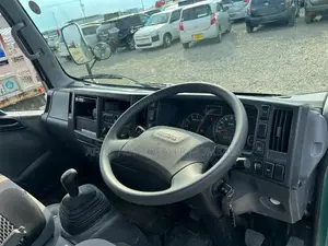 Isuzu Elf 2017 4tonnes