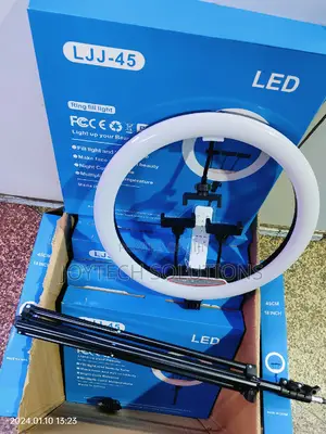 Ring Light : 18 Inches Photo Vedio Light
