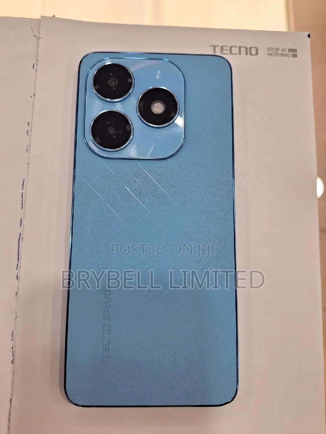 Tecno Spark 20 128 GB Blue