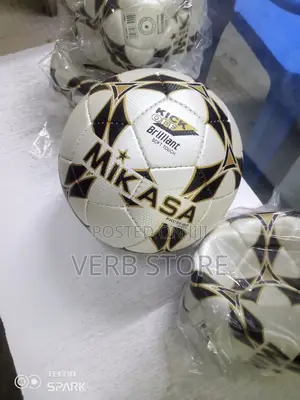 Grade 1 Mikasa Football Kickstart (Size5)