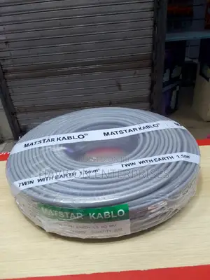 Twin With Earth 1.5 Cable