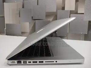 Laptop Apple MacBook Pro 8GB Intel Core I5 SSD 256GB
