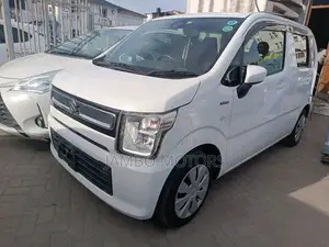 Suzuki Wagon R 660 Hybrid FWD 2017 White