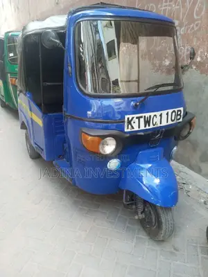 Piaggio Scooter 2022 Blue
