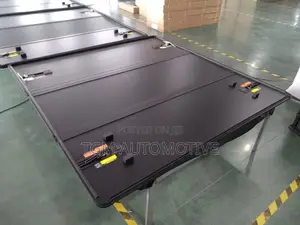 Hilux Vigo 2005-2014 Folding Roller Lid/Tonneau Cover