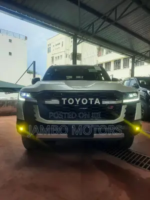 Toyota Land Cruiser 3.3 Diesel 4WD 2022 White