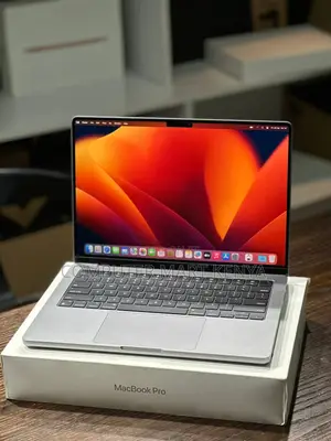 Laptop Apple MacBook Pro 8GB Apple M3 Pro SSD 512GB