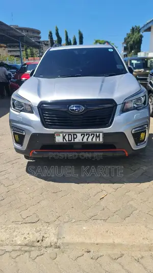 Subaru Forester 2018 Silver