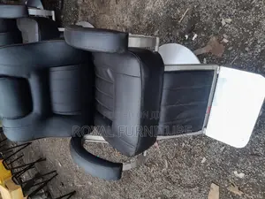 Kinyozi Barber Seat
