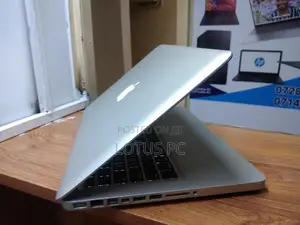 Laptop Apple MacBook 2012 4GB Intel Core I5 HDD 500GB