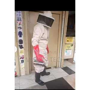 Full Protective Gears Bee Suit /Glovesprotective Bee Suit