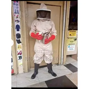 Full Protective Gears Bee Suit (Brand New)