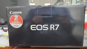 Canon R7 Body