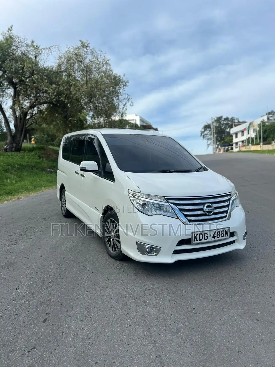 Nissan Serena 2015 White