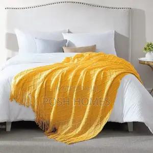 High Quality Knitted Throw Blankets