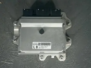 Nissan X-Trail NT31 Engine Control Module