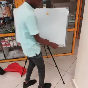 White Boards√White Boards-White Boards-White Boards on Stand