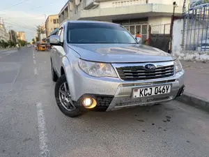 Subaru Forester 2.5X Automatic 2010 Silver
