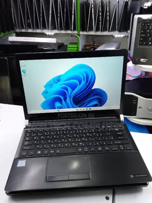 Laptop Toshiba Dynabook R634/M 8GB Intel Core I5 SSD 256GB