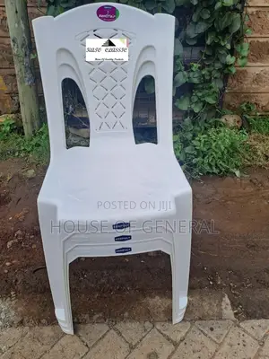 Armless Kenpoly Plastic Chair