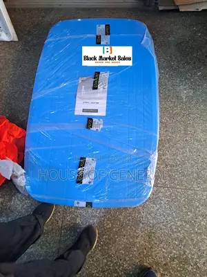 6 Seater Plastic Table