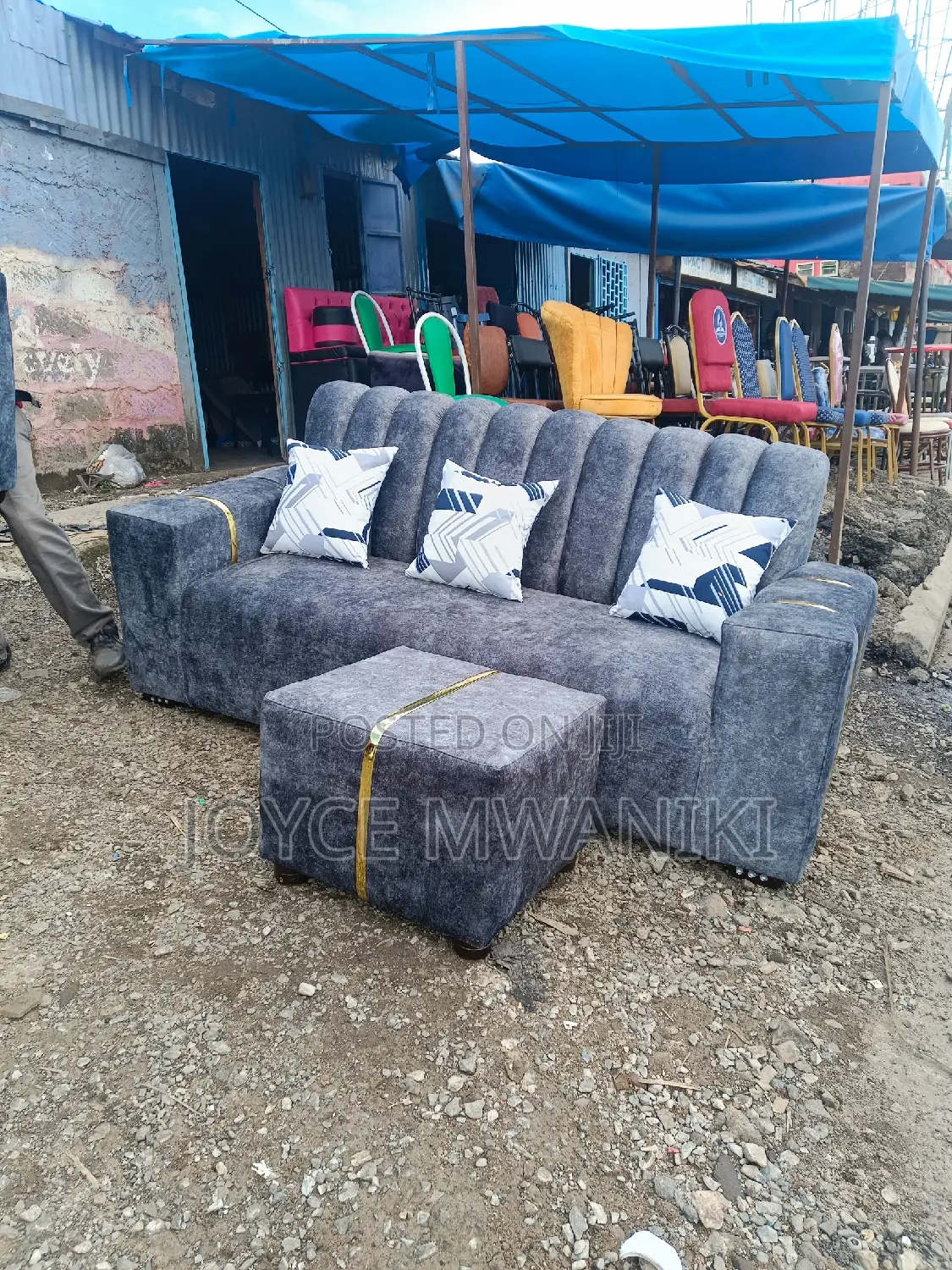 Sofa 3 Seater Plus Puff 