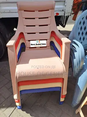 Comfortable Relaxing Plastic Chair