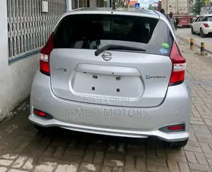 Nissan Note 1.2 Hybrid 2017 Silver