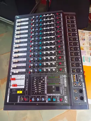 Yamaha Usb 12 Music Mixer