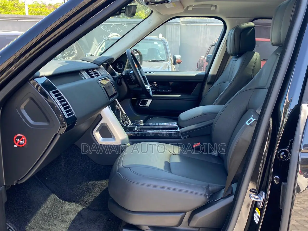 Land Rover Range Rover Vogue 2018 Black