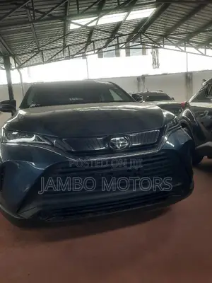 Toyota Harrier 2.0 4WD 2020 Gray