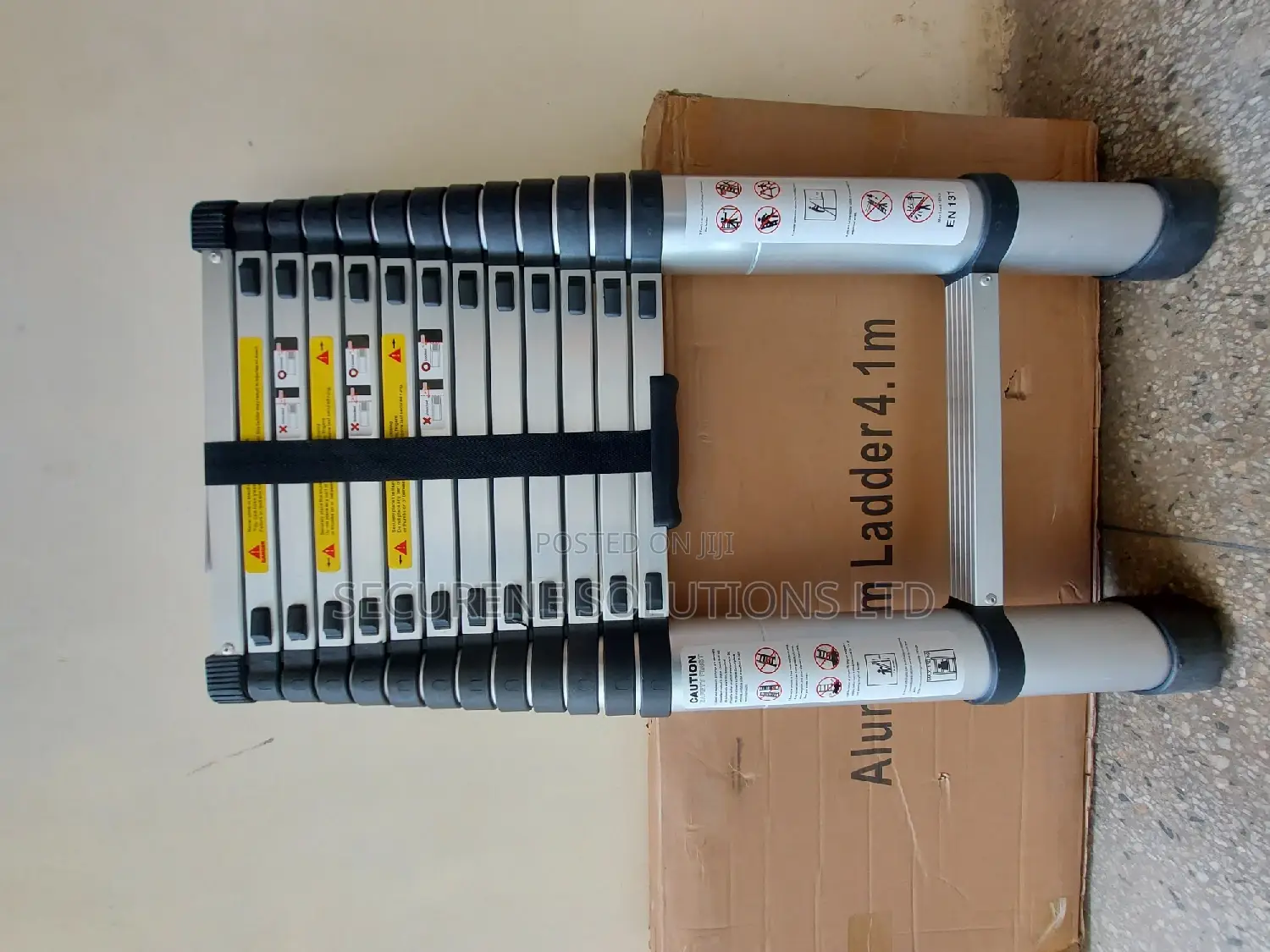 4.1m Single Telescopic Ladder.