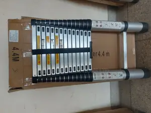 4.4m Single Telescopic Ladder.