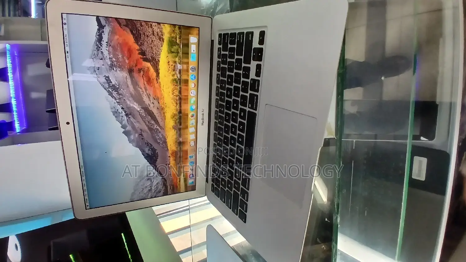 Laptop Apple MacBook Air 8GB Intel Core I7 SSD 256GB