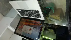 Laptop Apple MacBook Pro 8GB Intel Core I5 SSD 256GB