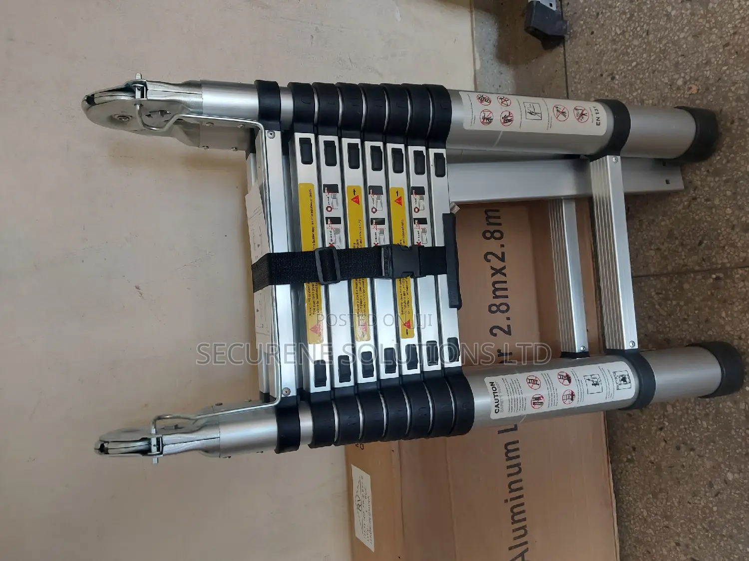 2.8m by 2.8m Aluminium Double Telescopic Ladder