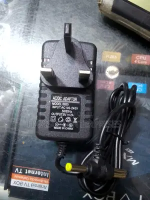 9V 2A Adapter