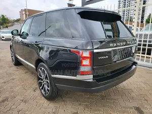 Land Rover Range Rover Vogue 2016 Black