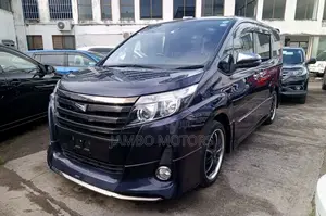 Toyota Noah 2.0 FWD (7 Seater) 2017 Blue
