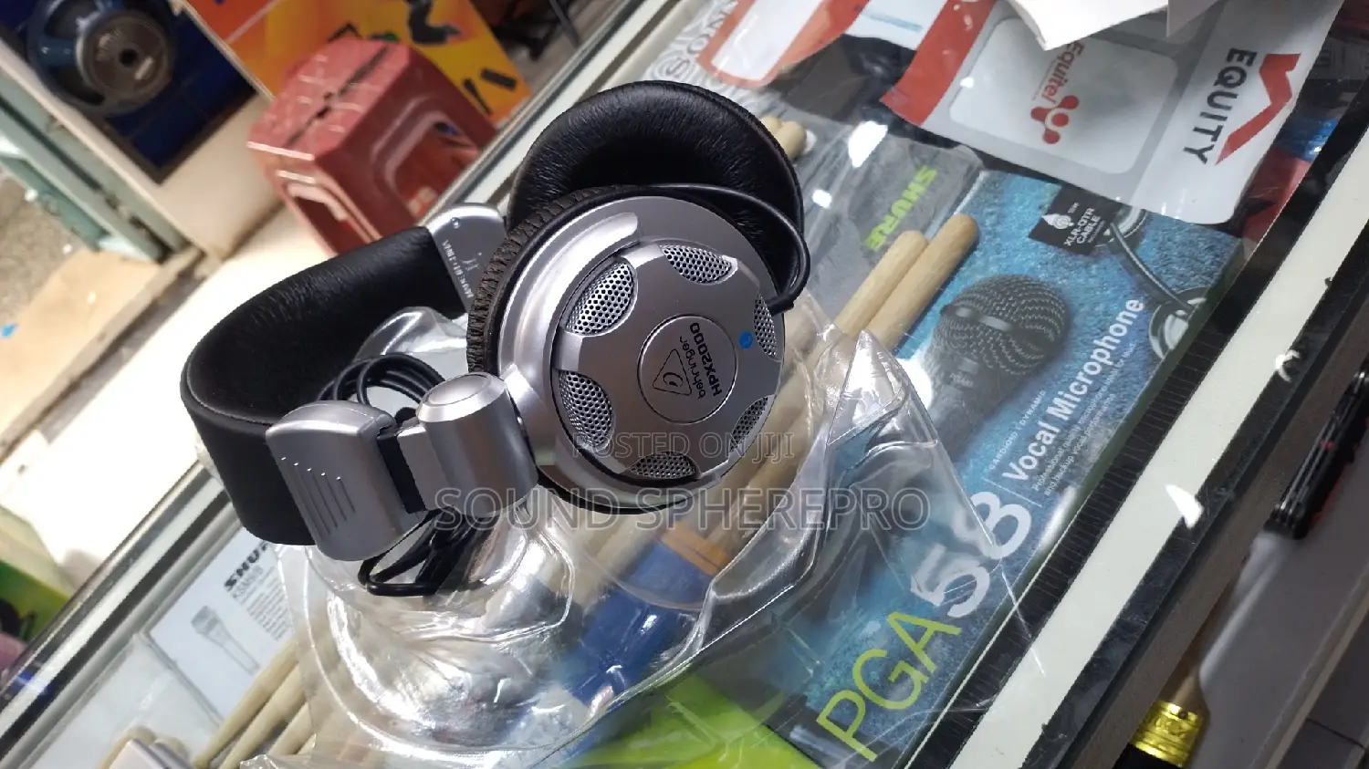 Behringer HPX 2000 Overheard Headphones