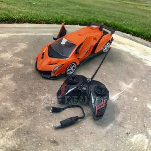 Rechargeable Remote Control Toy Car, Open/Closes Door
