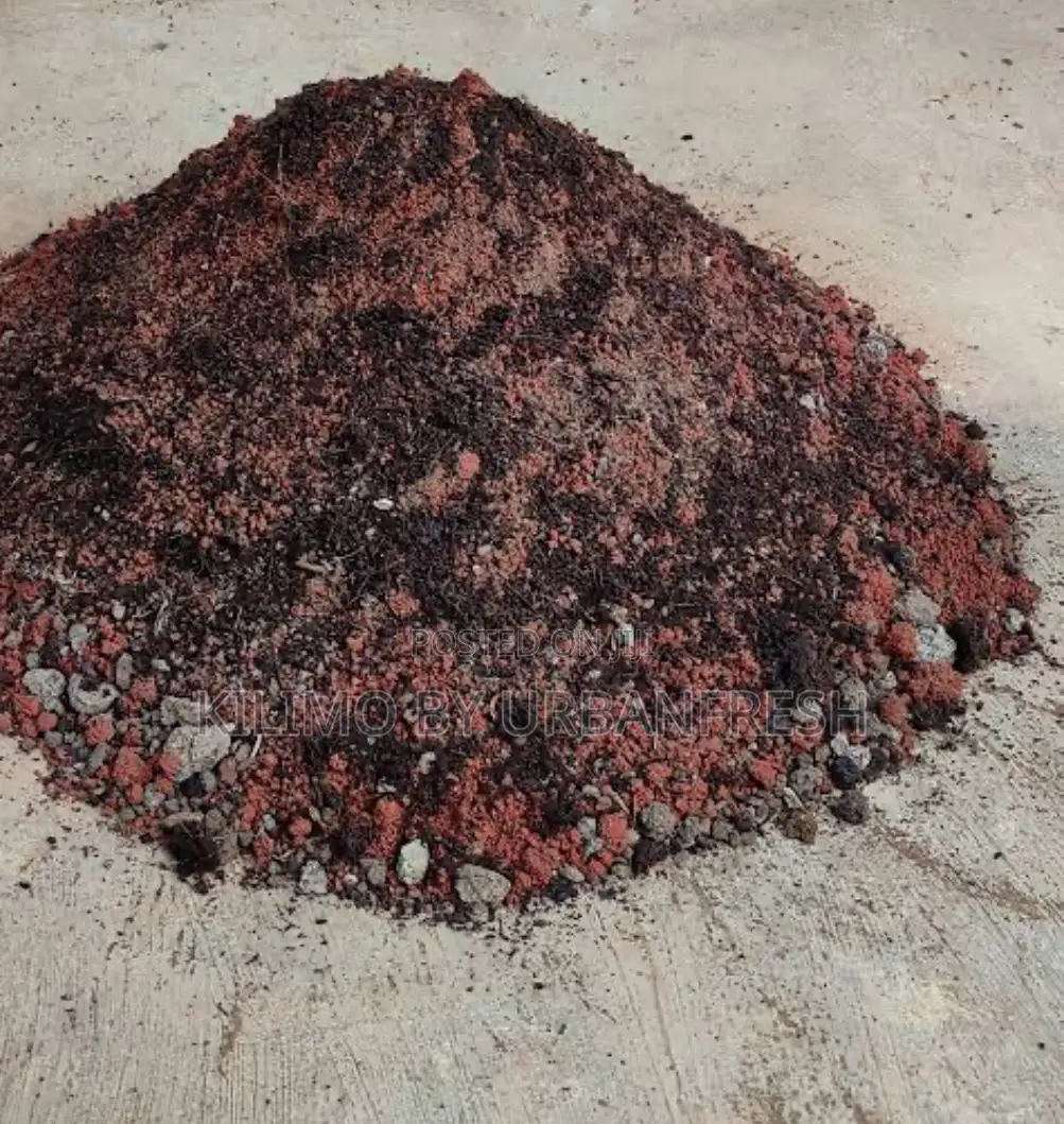 Red Soil Manure Mixed 90kg Sack