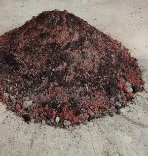 Red Soil Manure Mixed 90kg Sack