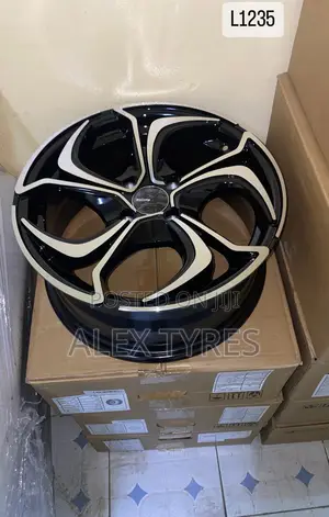 Size 15 Inches Black Sliver Alloy Rims Set
