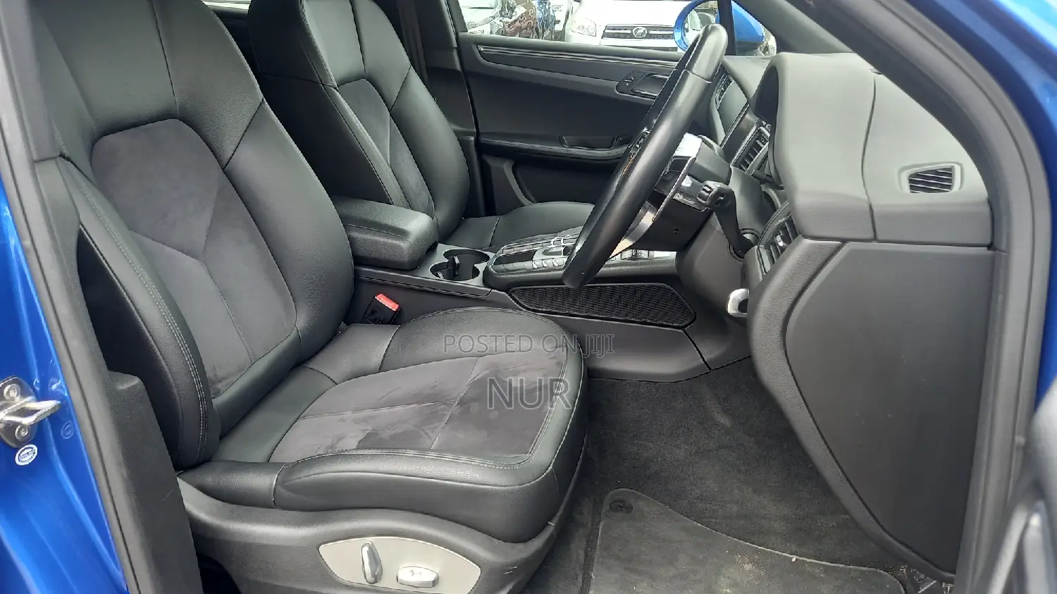 Porsche Macan 2017 Blue